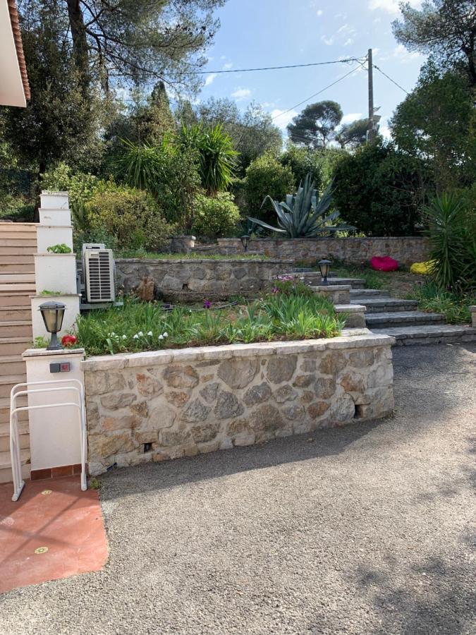 Brise Des Pins Hotel Le Cannet Bagian luar foto